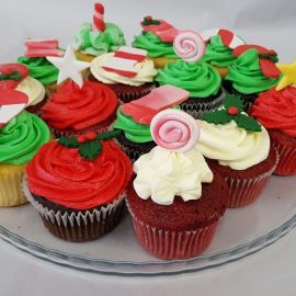 Photo---Christmas-cupcakes