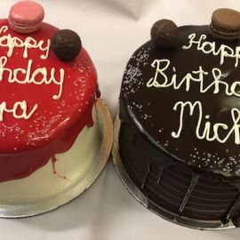 Photo---Red-Velvet-and-Chocolate-Drip-Cakes